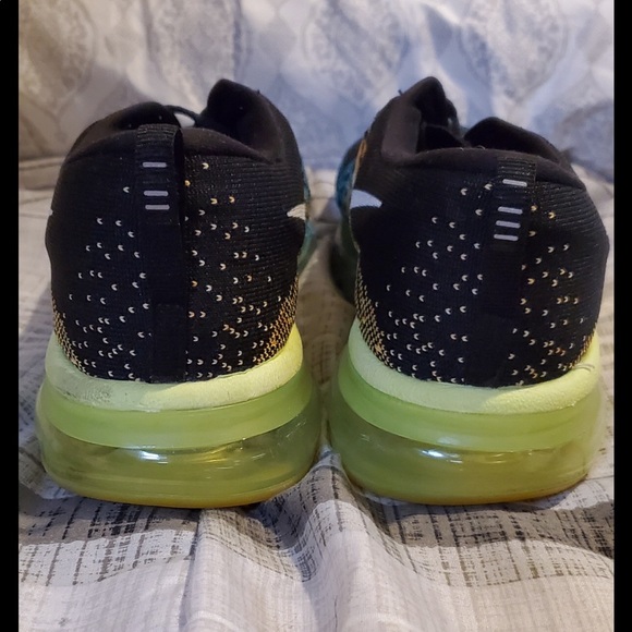 Nike - Picture 5 of 5